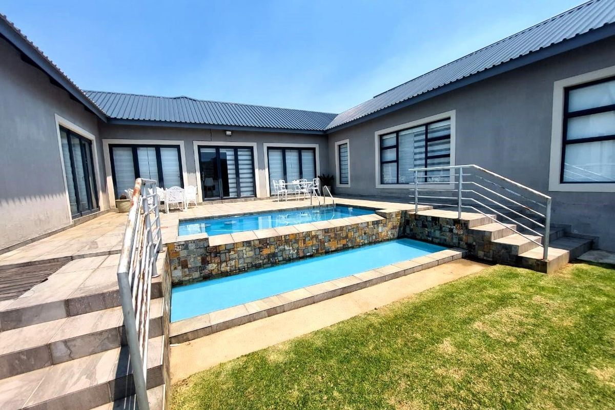 Experience Magnificence: A Masterpiece in Vulintaba Country Estate - Photo 5