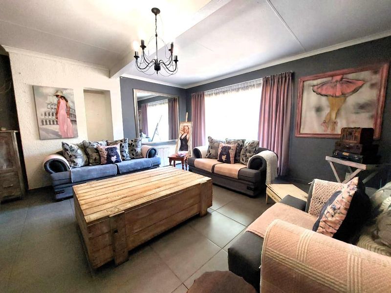 House For Sale In Newcastle - Photo 5
