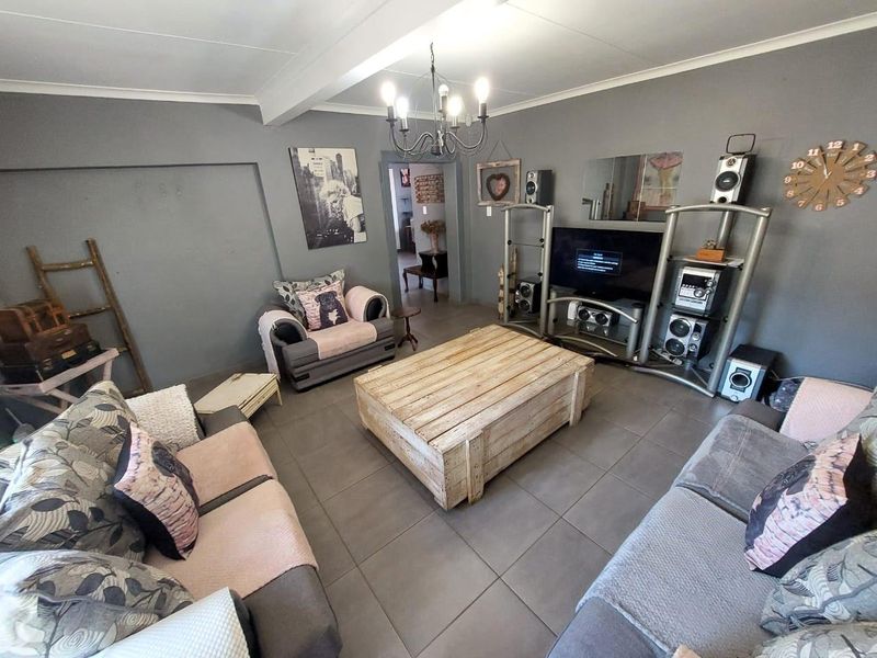 House For Sale In Newcastle - Photo 4
