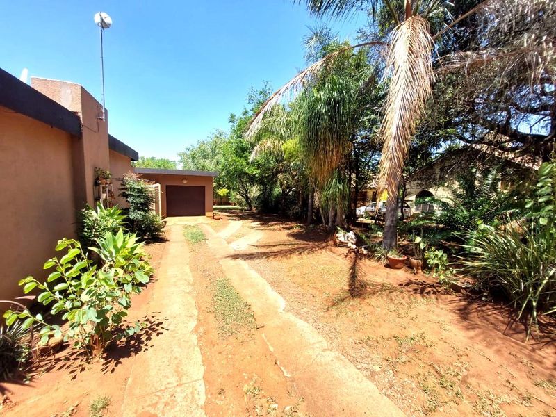 House For Sale In Newcastle - Photo 2
