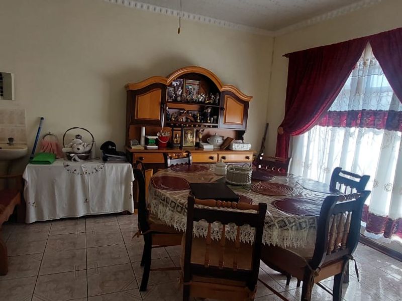 For Sale: Cozy 3-Bedroom Family Home in Lennoxton - Photo 9