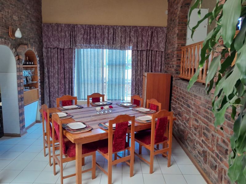 Stunning Property for sale in Schuinshoogte - an Investor's dream - Photo 9