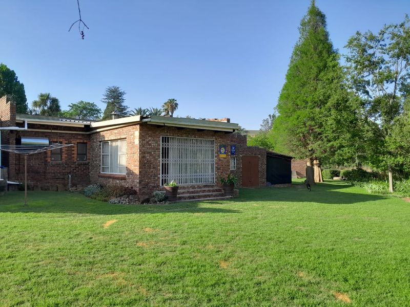 Stunning Property for sale in Schuinshoogte - an Investor's dream - Photo 2