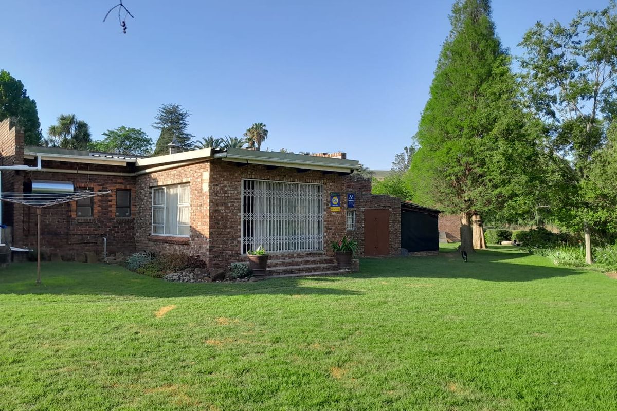 Stunning Property for sale in Schuinshoogte - an Investor's dream - Photo 2