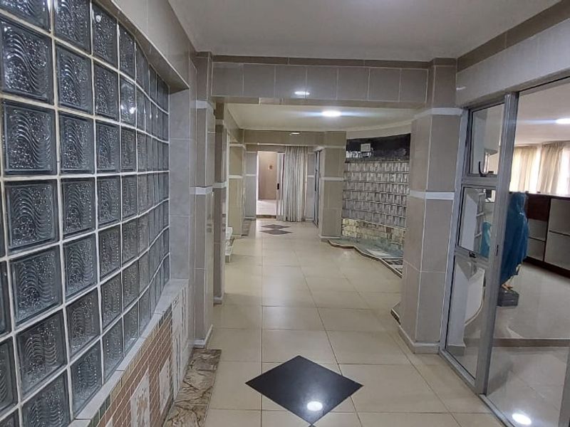 Magnificent Modern Home in Central Newcastle - Photo 6