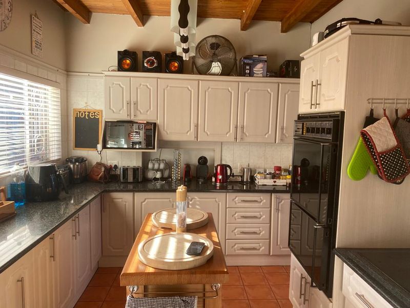 IDEAL INVESTMENT OPPORTUNITY :  an extraordinary property - Photo 9