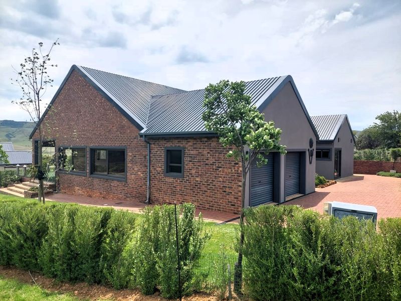 Exquisite 3-Bedroom Retreat in Vulintaba Country Estate - Photo 4