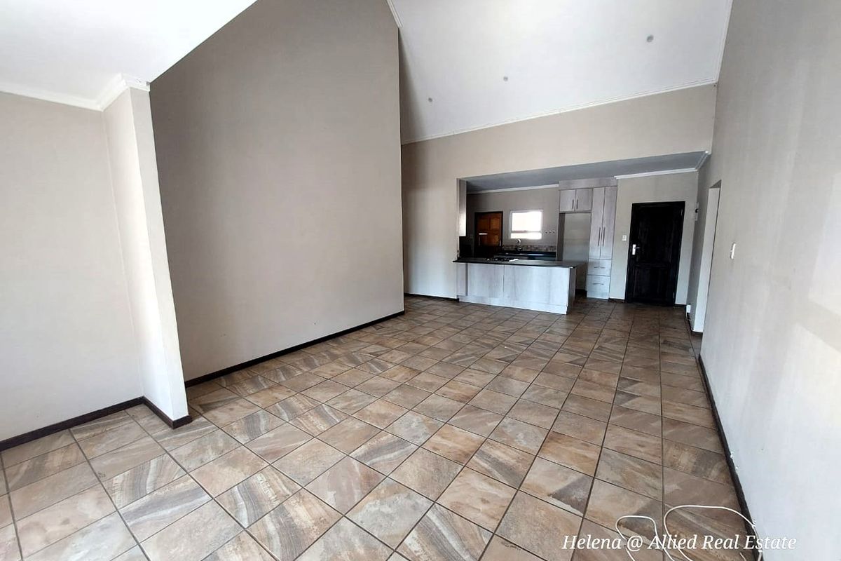 Stunning 3-Bedroom Home in Vulintaba Country Estate with Breathtaking Views - Photo 3