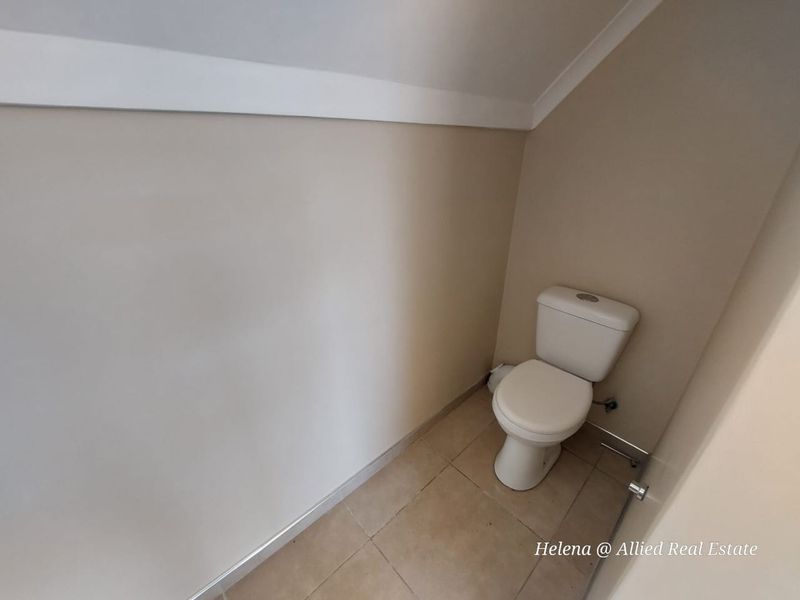 Golf Estate For Sale In Newcastle - Photo 3