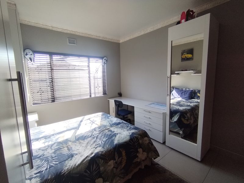 Your 3 Bedroom Dream Home Awaits in Tranquility! - Photo 6