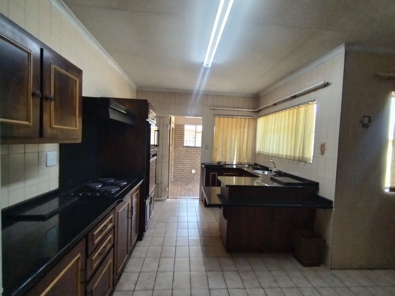 Your 3 Bedroom Dream Home Awaits in Tranquility! - Photo 6