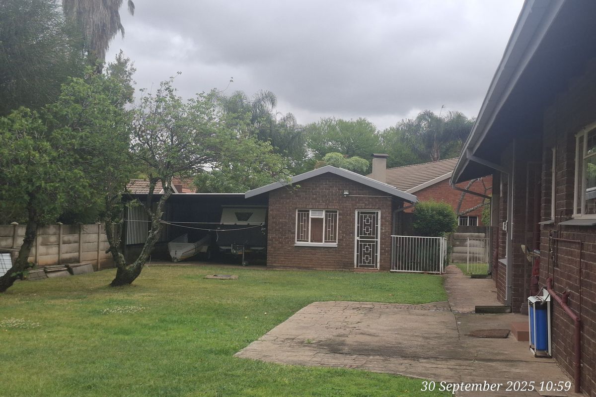 Stunning home in Aviary Hill - Photo 5