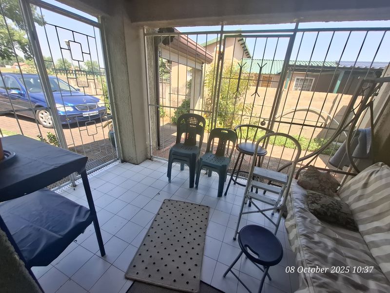 🏡 Lovely & Cozy Starter Family Home for Sale - Photo 7