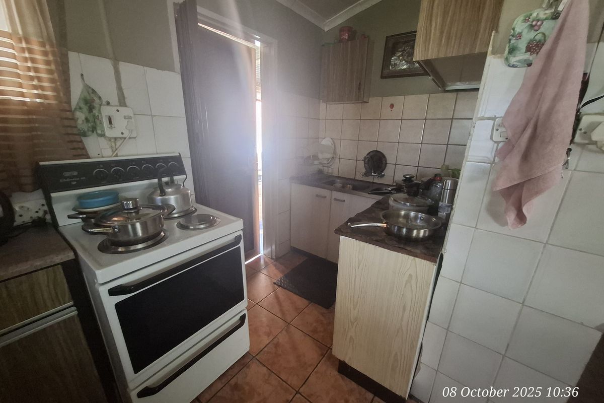 🏡 Lovely & Cozy Starter Family Home for Sale - Photo 4