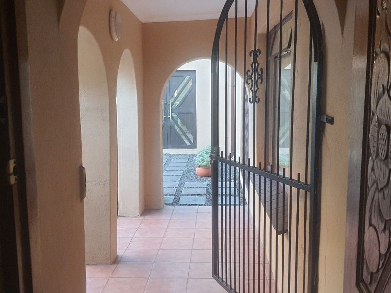 Modern Comfort Meets Character in Aviary Hill! - Photo 7