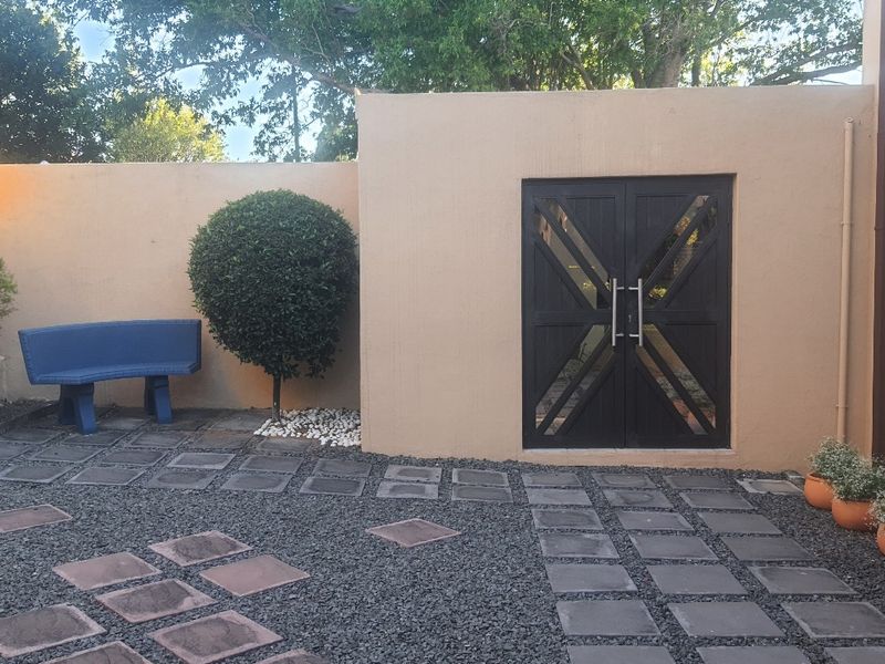 Modern Comfort Meets Character in Aviary Hill! - Photo 6