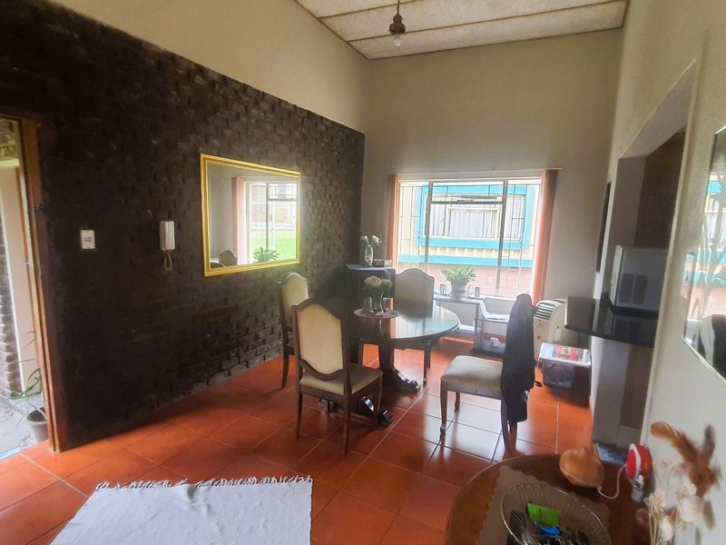 Two Homes, One Price. Endless Possibilities. - Photo 4