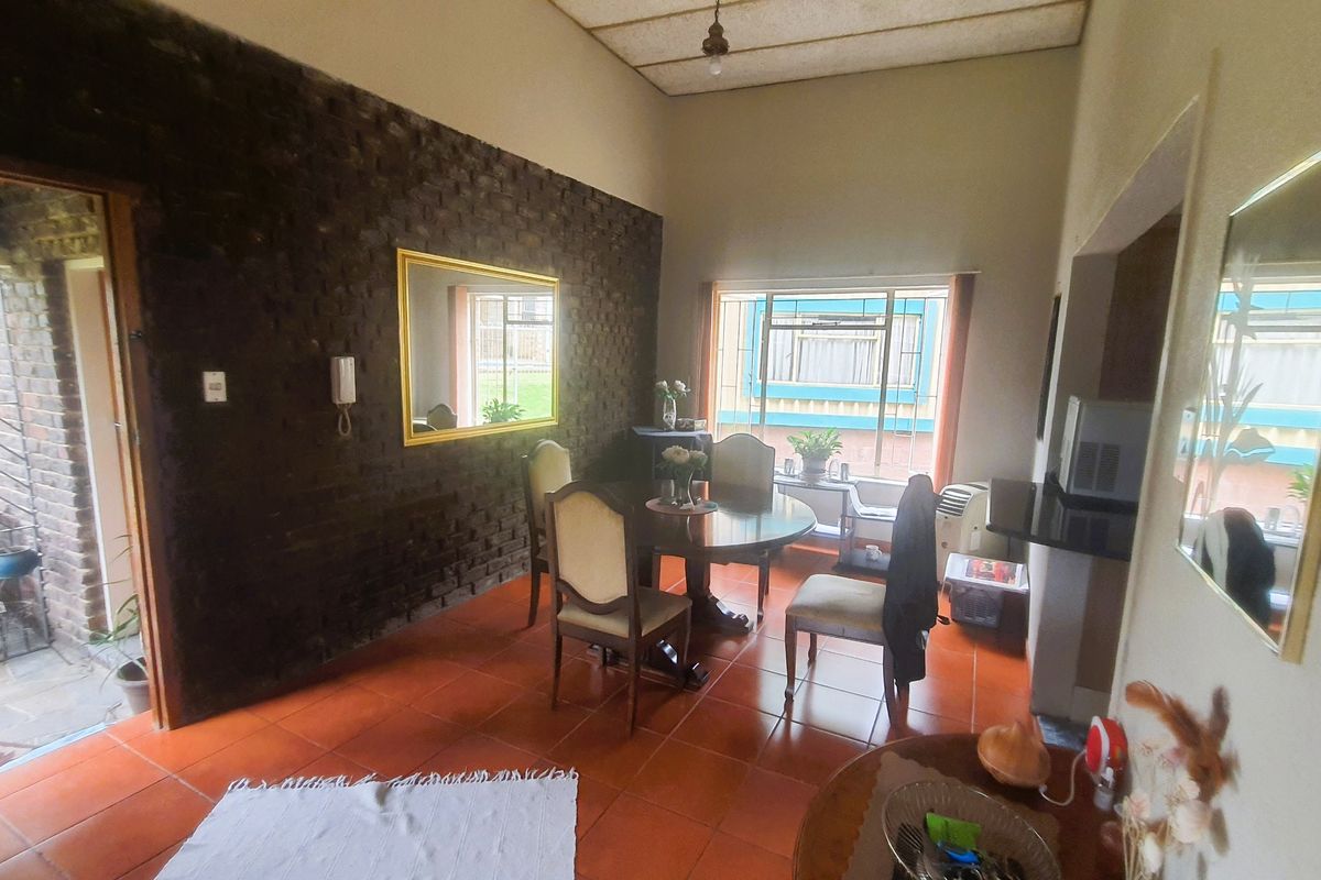 Two Homes, One Price. Endless Possibilities. - Photo 4