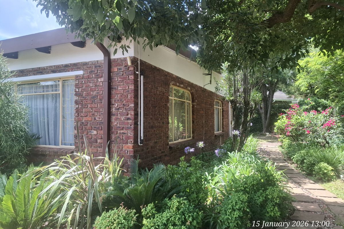 Spacious Family Living with Income Potential in Sought-After Aviary Hill - Photo 4