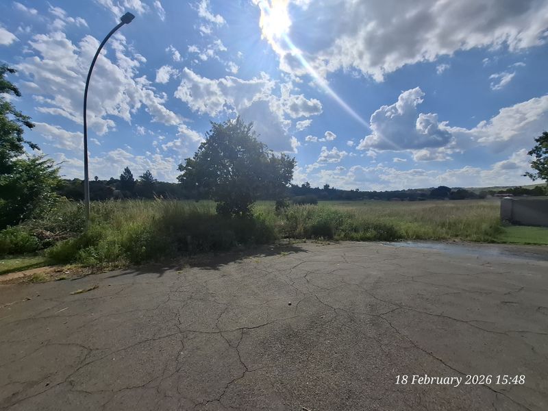 Build Big. Live Bold. Prime Vacant Land in Pioneer Park! - Photo 2