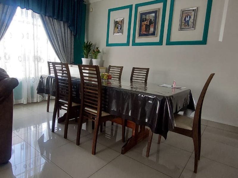 Stunning 3-Bedroom Home with 2-Bedroom Granny Cottage – Move-In Ready! - Photo 9