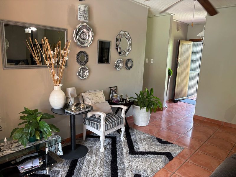 Imagine Coming Home to this Gorgeous 4 Bedroom House! - Photo 7