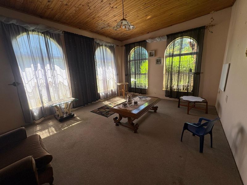 A serene 3-bedroom house nestled in the heart of nature. - Photo 4