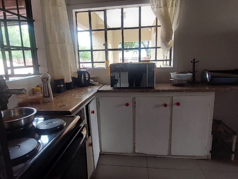 Priced to go!!! Calling all Investors... - Photo 4