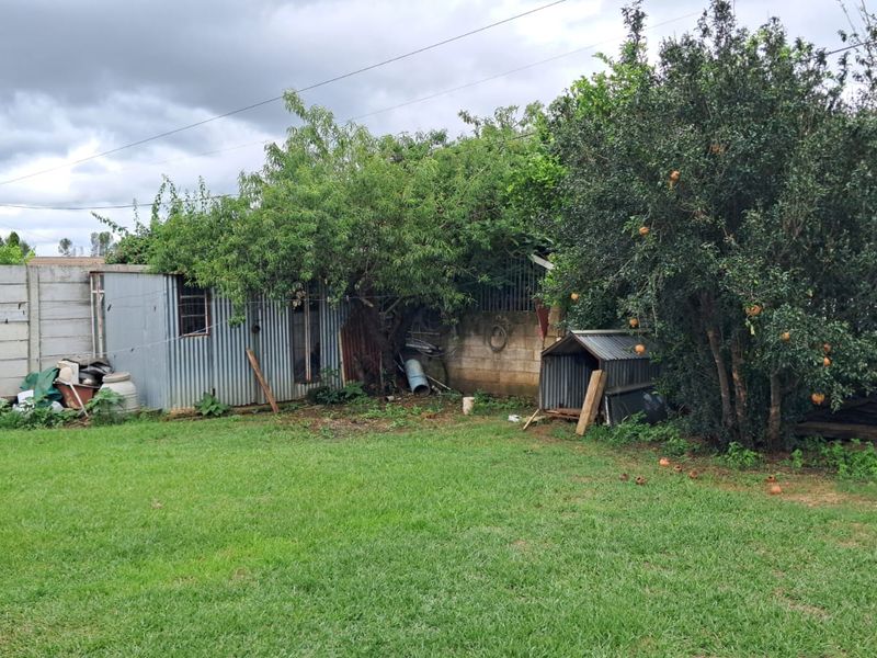 A beautiful 3-bedroom home in an amazing neighborhood - Photo 3