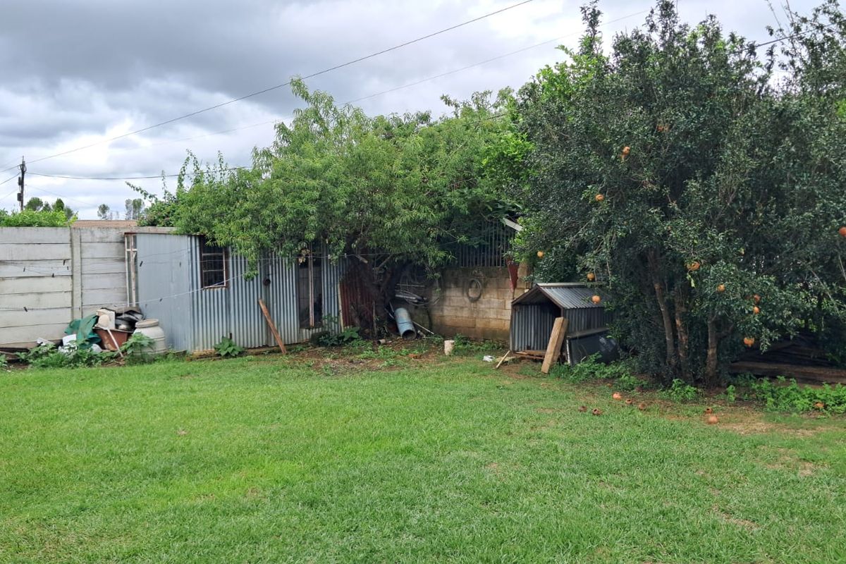 A beautiful 3-bedroom home in an amazing neighborhood - Photo 3