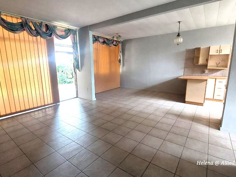 Cozy 2-Bedroom with Stunning Garden! - Photo 9