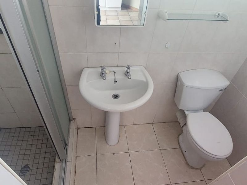 Charming 2-Bedroom Townhouse for Sale in a Safe and Secure Complex - Photo 7