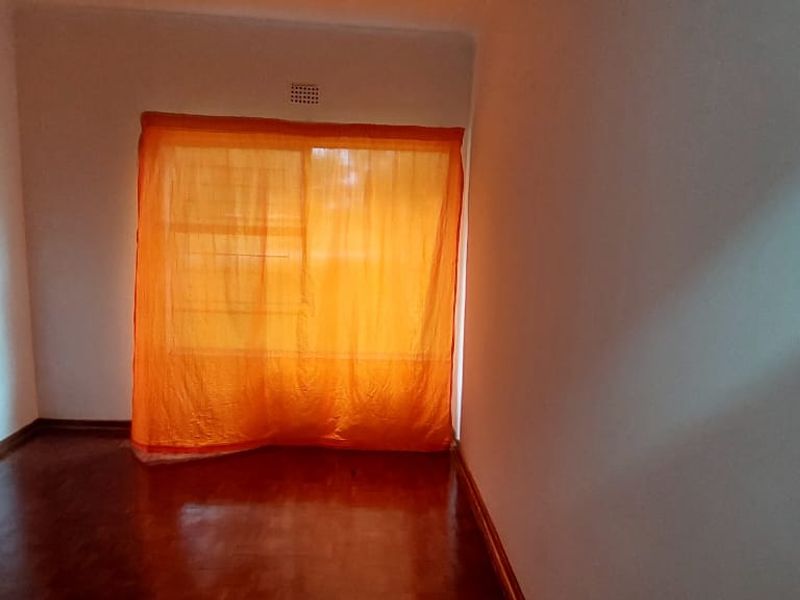 Imagine Coming Home to this Gorgeous 4 Bedroom House! - Photo 8