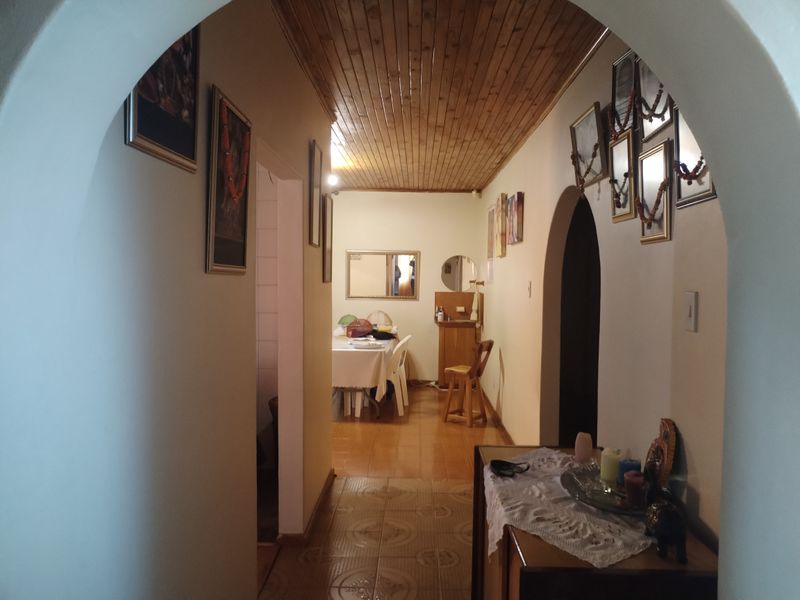 Luxury, Space & Versatility – 4-Bedroom Home with Self-Contained 2 Bedroom Granny Flat! - Photo 8