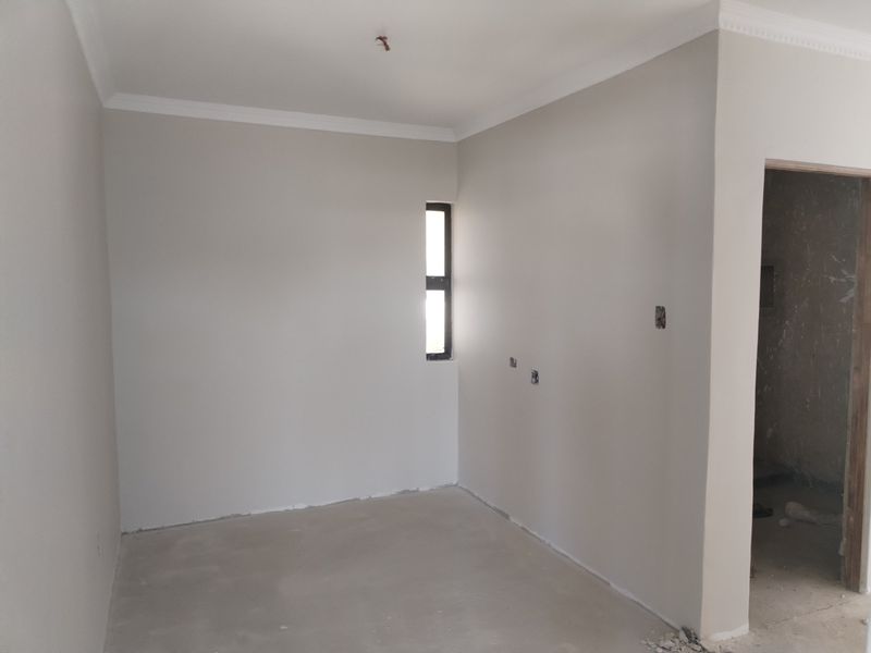 Design Your Masterpiece! 5-Bedroom Canvas with Luxury Outdoor Features - Photo 9