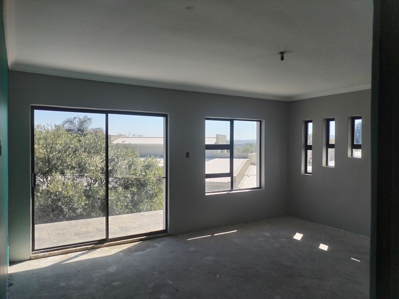 Design Your Masterpiece! 5-Bedroom Canvas with Luxury Outdoor Features - Photo 8