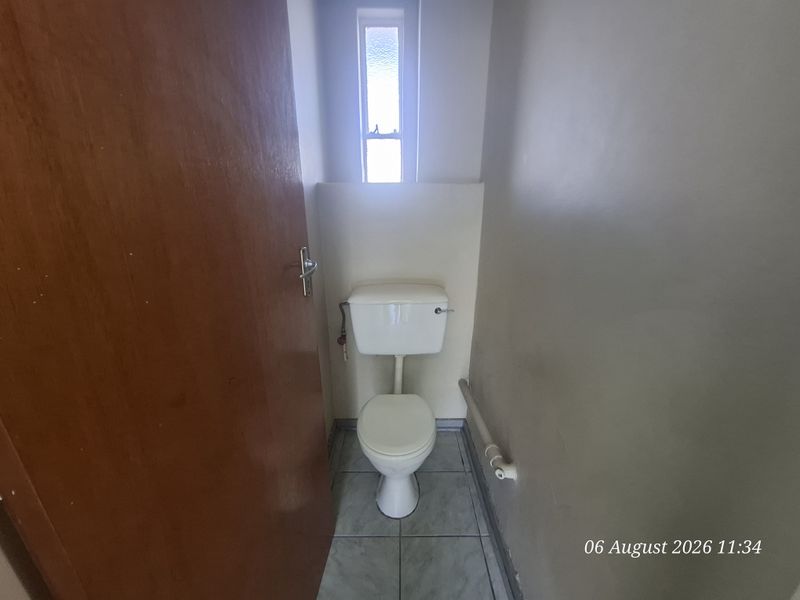 Ground Floor 1 Bedroom Flat to rent in Barry Hertzog Park - Photo 9