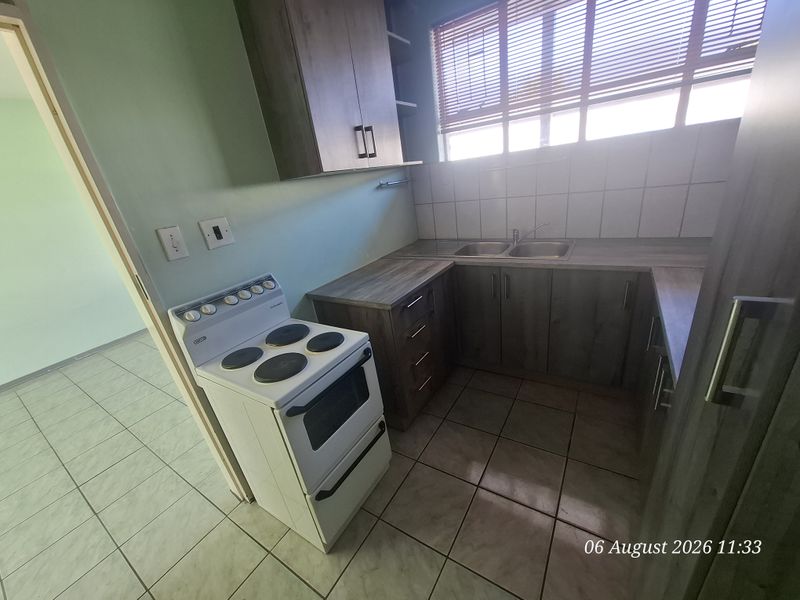 Ground Floor 1 Bedroom Flat to rent in Barry Hertzog Park - Photo 7