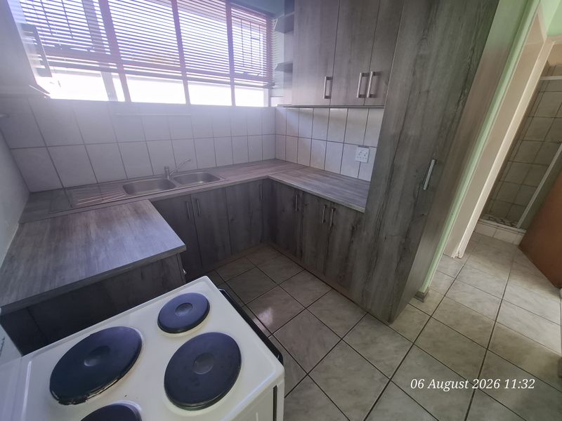 Ground Floor 1 Bedroom Flat to rent in Barry Hertzog Park - Photo 6