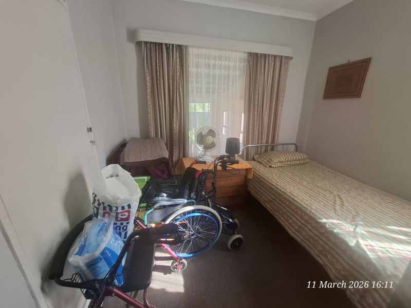 Comfortable Family Home in a Convenient Location - Photo 9