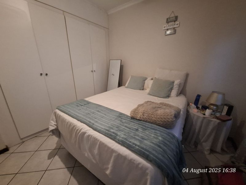 Secure & Simply Convenient – The Perfect Sunny Ridge Apartment! - Photo 6