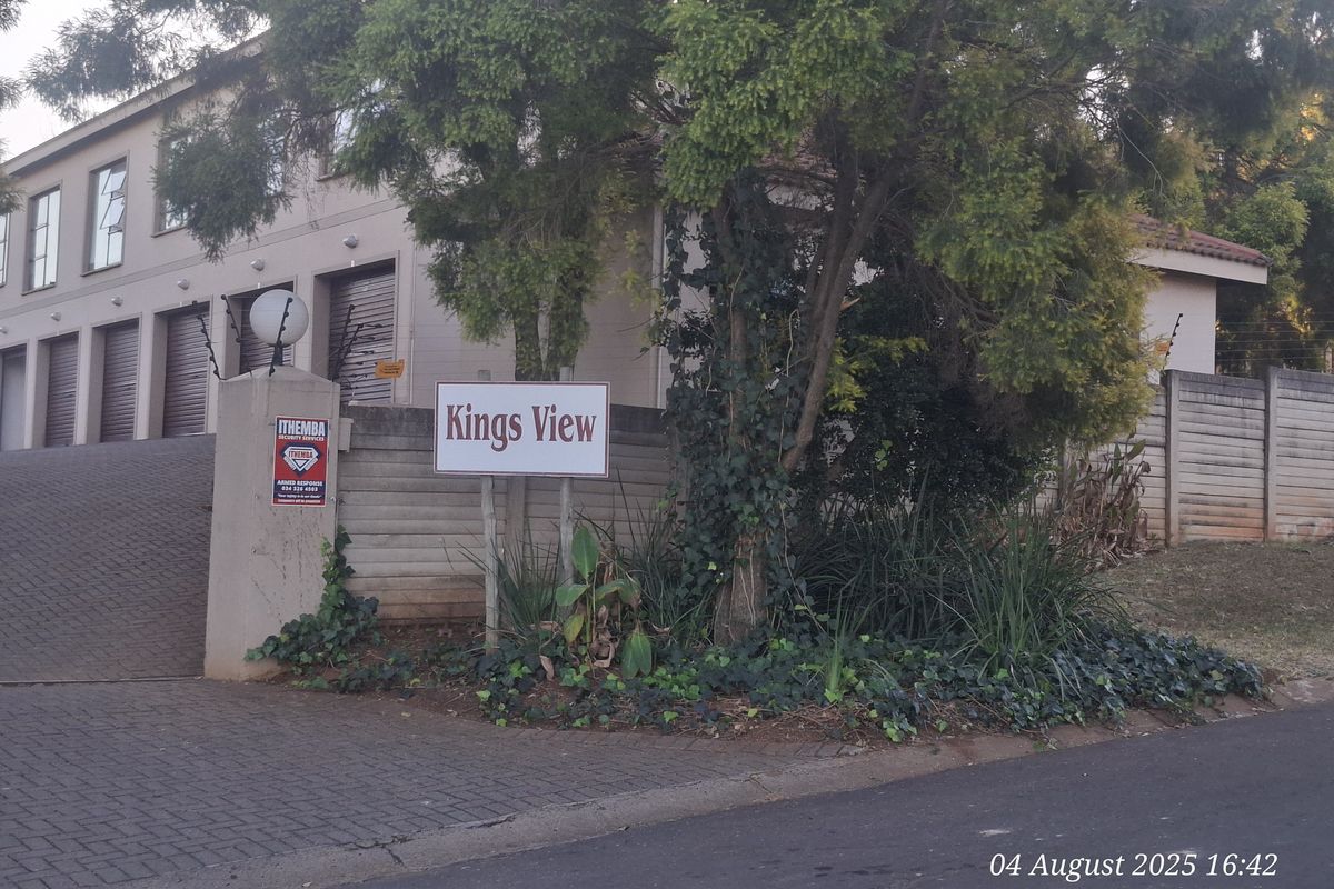 Secure & Simply Convenient – The Perfect Sunny Ridge Apartment! - Photo 2