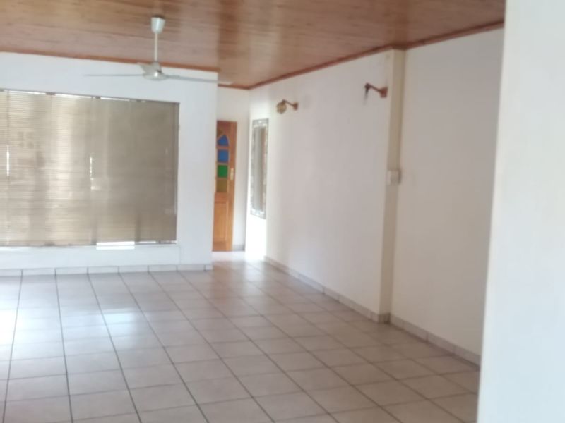 STOP SCROLLING! Your Dream Family Home in Arbor Park Just Hit the Market! - Photo 10