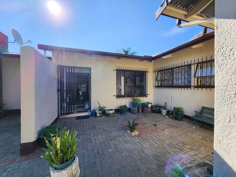 Space, Style & Income Potential – All in One Address! - Photo 4