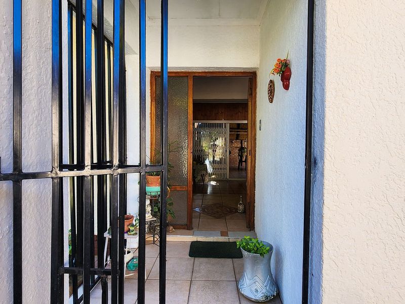 Space, Style & Income Potential – All in One Address! - Photo 5