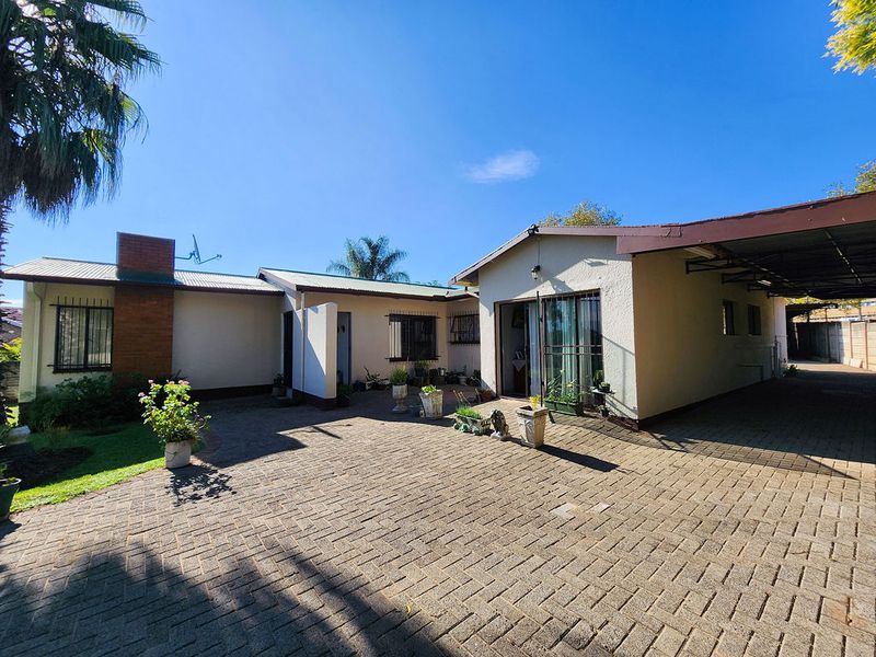 Space, Style & Income Potential – All in One Address! - Photo 3