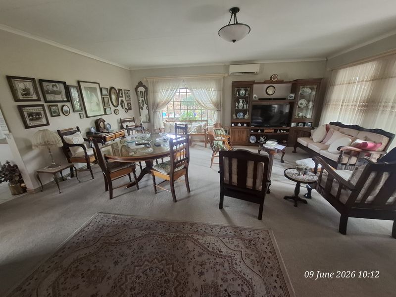 Secure, Spacious & Surprisingly Versatile – A Hidden Gem in Upper Pioneer Park - Photo 8