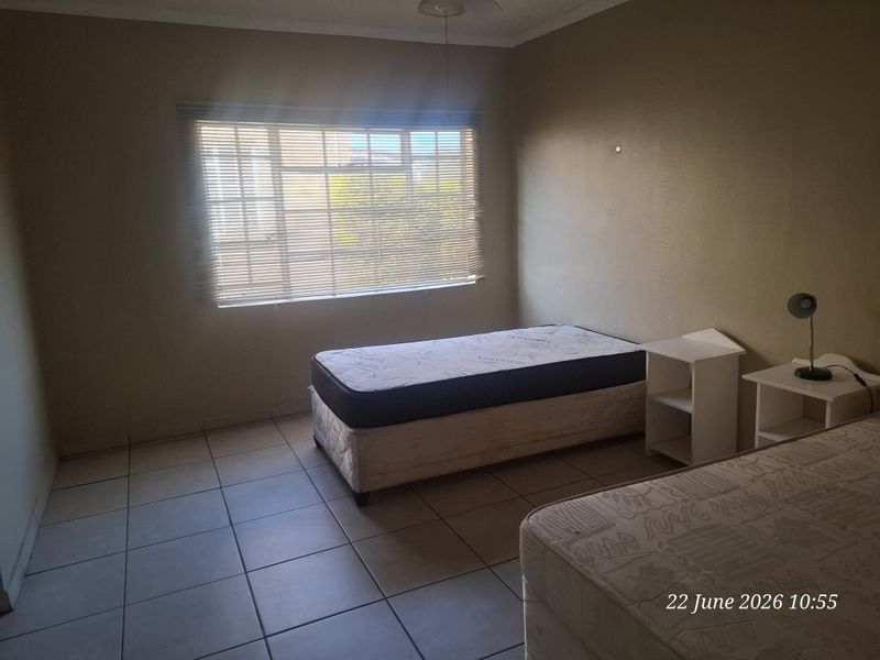 Escape the Noise – Peaceful 2-Bedroom Units to Rent on the R34 Iscor Road - Photo 3