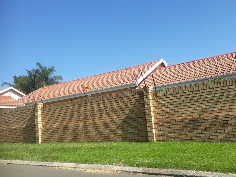 Investment Townhouse for Sale in Upper Pioneer Park | Tenanted Property with Immediate Rental Income - Photo 2