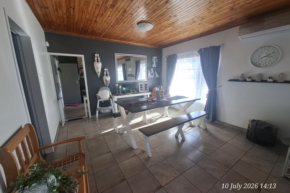 3 Bedroom Family Home for Sale in Upper Pioneer Park | Corner Stand | Excellent Location - Photo 4